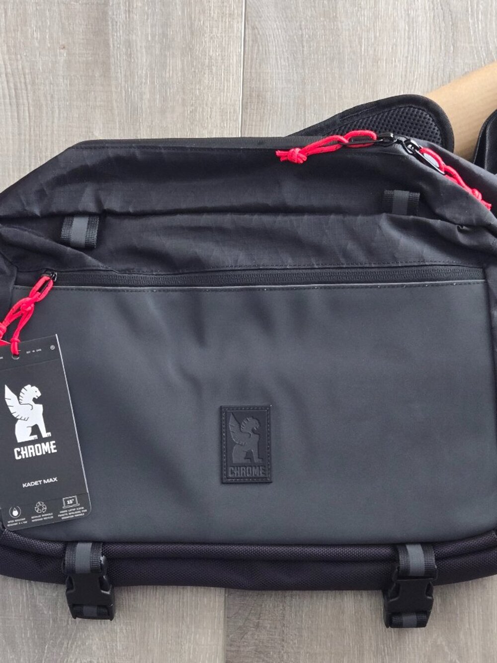 BNWT Chrome Industries Kadet Max 15L Sling Bag, Black XRF